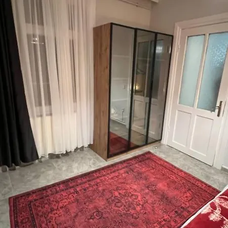Apartment Peaceful And Perfectly Located In Cihangir *