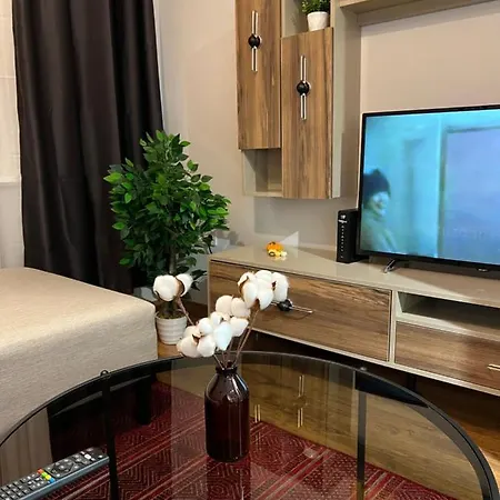 Peaceful And Perfectly Located In Cihangir Apartment *