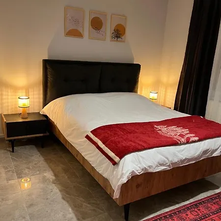 Apartment Peaceful And Perfectly Located In Cihangir Istanbul
