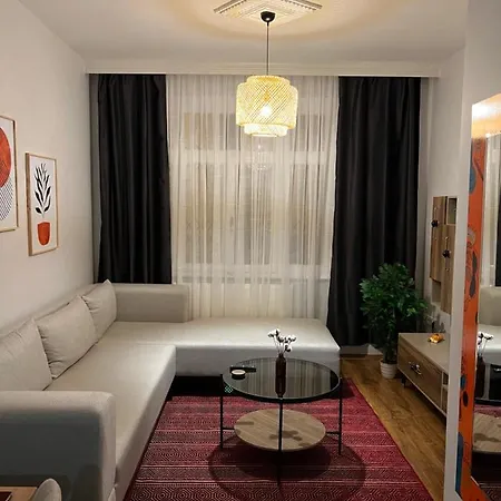 Peaceful And Perfectly Located In Cihangir Apartment Istanbul