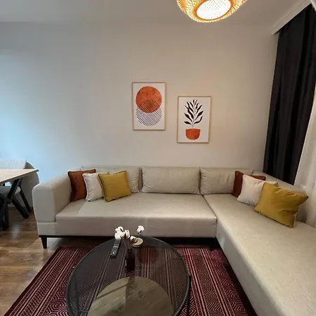 Apartment Peaceful And Perfectly Located In Cihangir Istanbul